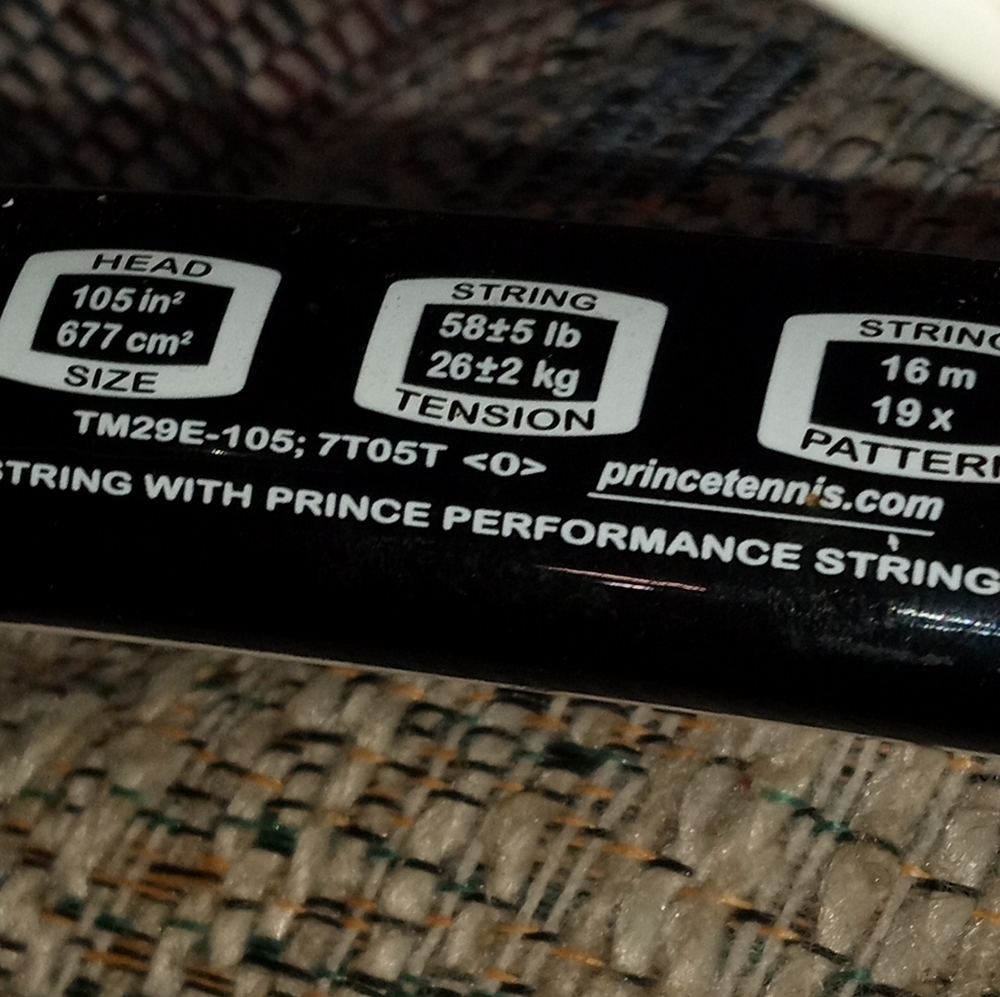 Very nice Prince Fuse It Tennis Rackets Graphite Super light - Picture 5 of 7